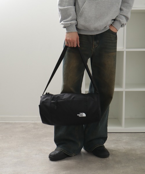 THE NORTH FACE(ザノースフェイス)の「【THE NORTH FACE/ザノースフェイス】 LIGHT DUFFLE BAG S / ライト ダッフル バッグ S(ショルダーバッグ・メンズ・ブラック・FREE)」の22枚目の写真