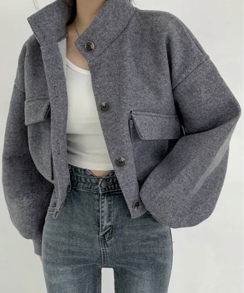 kirakiraShop(キラキラショップ)の「スタンドカラー ショート丈 ブルゾン(ノーカラーコート・レディース・グレー/クリーム/ブラック・FREE)」の2枚目の写真