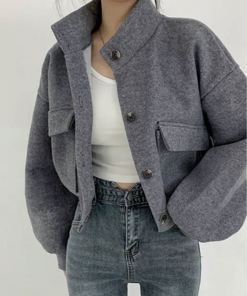 kirakiraShop(キラキラショップ)の「スタンドカラー ショート丈 ブルゾン(ノーカラーコート・レディース・グレー/クリーム/ブラック・FREE)」の7枚目の写真