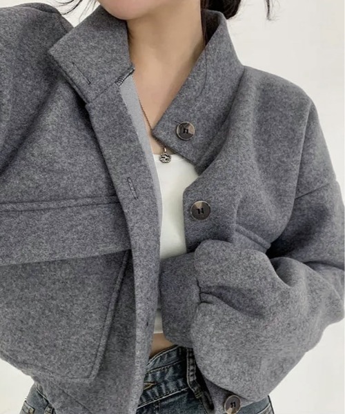 kirakiraShop(キラキラショップ)の「スタンドカラー ショート丈 ブルゾン(ノーカラーコート・レディース・グレー/クリーム/ブラック・FREE)」の6枚目の写真