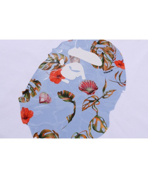 【A BATHING APE】4色展開 VACATION PATTERN APE HEAD TEE A BATHING APE® Vacation Pattern Ape Head Relaxed Fit Tee