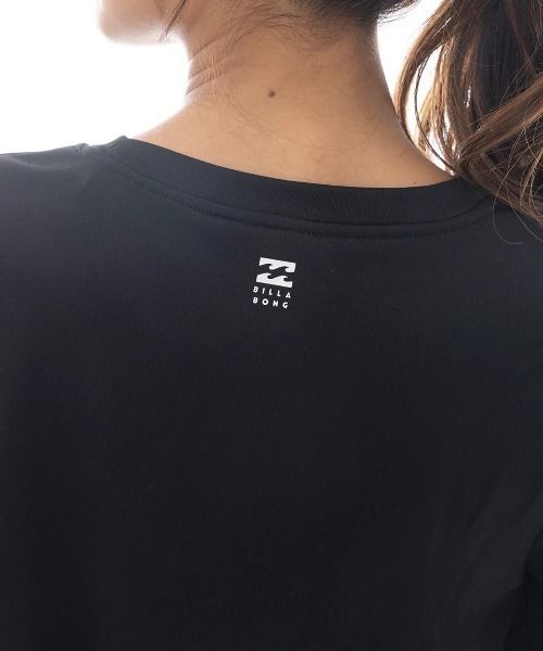 BILLABONG(ビラボン)の「BILLABONG レディース 【ACTIVE】 ACTIVE CROPPED MESH TEE アクティブウェア 【2025年春夏モデル】/ビラボンショート丈トレーニングT半袖シャツ(Tシャツ/カットソー・レディース・ブラック/ホワイト・MEDIUM)」の7枚目の写真