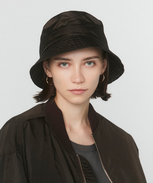 VICTIM（ヴィクティム）の「VICTIM ヴィクティム / VICTIM×CA4LA LIMONTA BUCKET HAT カシラコラボレーションリモンタナイロンバケットハット バケハ / VTM-25-A-004（ハット・メンズ・ネイビー/ブラック/ブラウン・FREE）」の3枚目の写真
