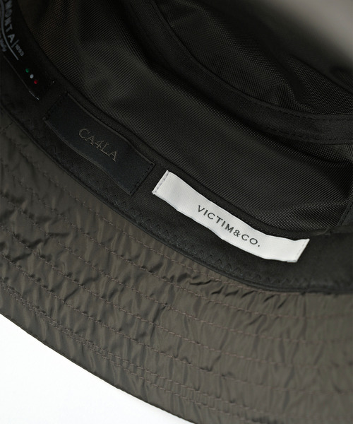 VICTIM（ヴィクティム）の「VICTIM ヴィクティム / VICTIM×CA4LA LIMONTA BUCKET HAT カシラコラボレーションリモンタナイロンバケットハット バケハ / VTM-25-A-004（ハット・メンズ・ネイビー/ブラック/ブラウン・FREE）」の9枚目の写真