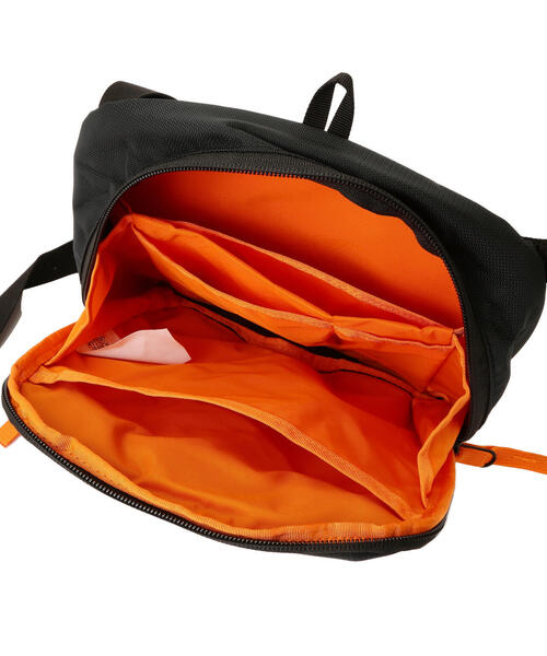 ミステリーランチショルダーバック MYSTERY RANCH｜ミステリーランチのショルダーバッグ（A4サイズ収納可