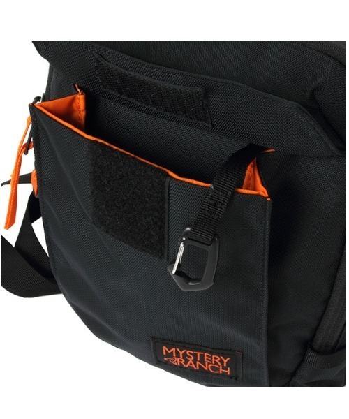 MYSTERY RANCH（ミステリーランチ）の「MYSTERY RANCH/ミステリーランチ　DISTRICT4　ディストリクト4（ショルダーバッグ・メンズ・ブラック・F）」の11枚目の写真