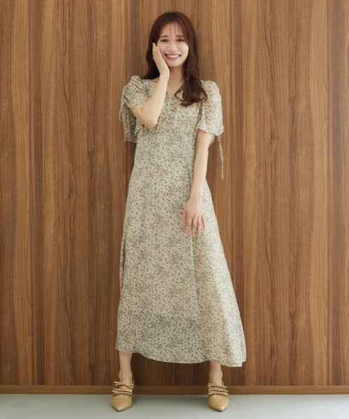 mysty woman(ミスティウーマン)の「リボンミュール 492310(パンプス・レディース・ブラック/ゴールド・MEDIUM/LARGE)」の15枚目の写真