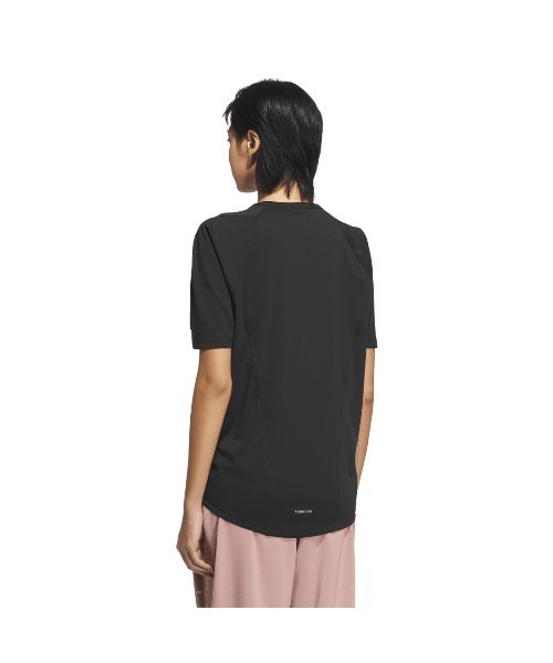 adidas（アディダス）の「アディダス adidas Lux AC リラックス 半袖Tシャツ（Tシャツ/カットソー・レディース・ブラック/サーモンピンク/オレンジ・S/M/L）」の4枚目の写真