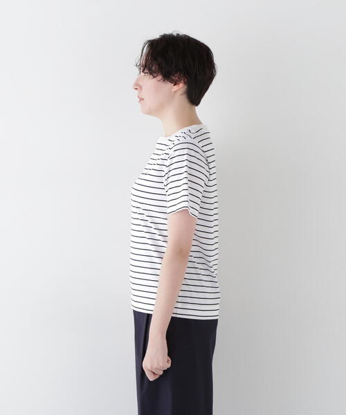 human woman（ヒューマンウーマン）の「◆天竺ボーダーロゴＴシャツ（Tシャツ/カットソー・レディース・ブラック系その他3・MEDIUM）」の8枚目の写真