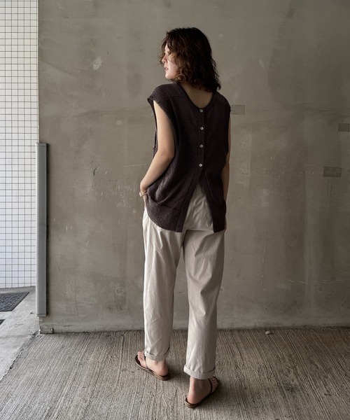 LBC(エルビーシー)の「コットンシャンブレーテーパードパンツ(その他パンツ・レディース・ブラック/チャコール/ネイビー/ベージュ/ピンク・S/M/L)」の14枚目の写真