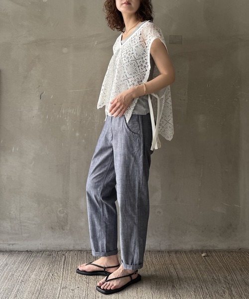 LBC(エルビーシー)の「コットンシャンブレーテーパードパンツ(その他パンツ・レディース・ブラック/チャコール/ネイビー/ベージュ/ピンク・S/M/L)」の12枚目の写真