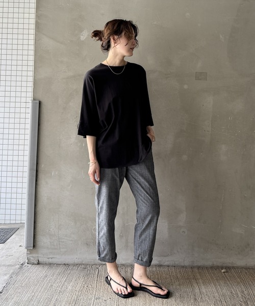 LBC(エルビーシー)の「コットンシャンブレーテーパードパンツ(その他パンツ・レディース・ブラック/チャコール/ネイビー/ベージュ/ピンク・S/M/L)」の10枚目の写真