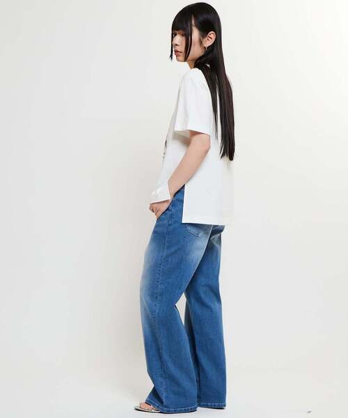 SOFFITTO（ソフィット）の「【Soffitto×Downs Town Project】コラボTシャツ（Tシャツ/カットソー・レディース・グレー/オフホワイト・FREE）」の9枚目の写真