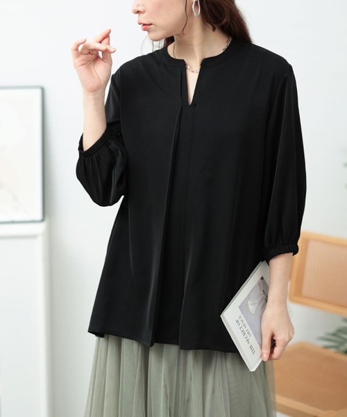 GOLDJAPAN(ゴールドジャパン)の「キーネックタックブラウス【大きいサイズ対応】(シャツ/ブラウス・レディース・ブラック/ネイビー/ホワイト・LL/3L/4L/5L)」の3枚目の写真
