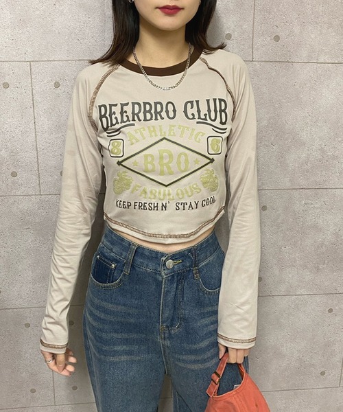 NANEA（ナネア）の「ヴィンテージ風ロゴプリントクロップドリンガーTシャツ（Tシャツ/カットソー・レディース・ベージュ/レッド・SMALL/MEDIUM/LARGE）」の18枚目の写真