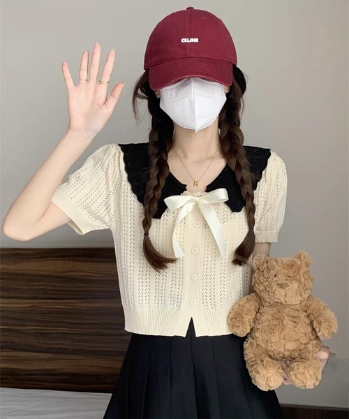 AsheKsha(アシクシャ)の「【新作】カットアウト・ラペル・ニット・ショートトップ(Tシャツ/カットソー・レディース・ブラック/グレー/ベージュ・F)」の9枚目の写真