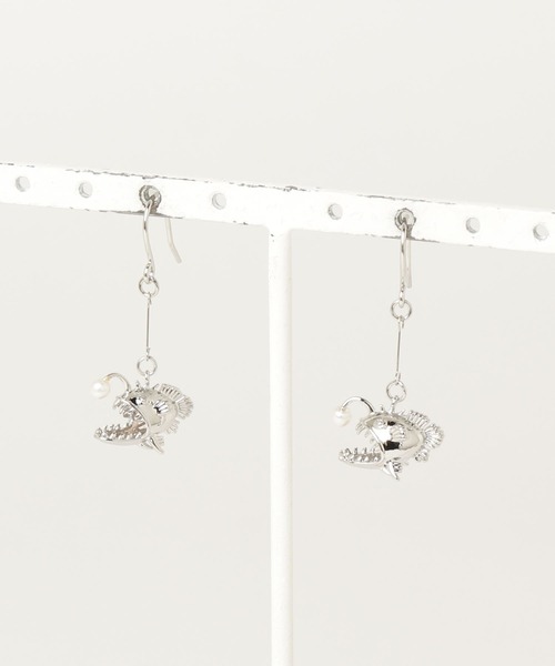 gargle ガーグル：海の生き物シリーズ チョウチンアンコウ ピアス