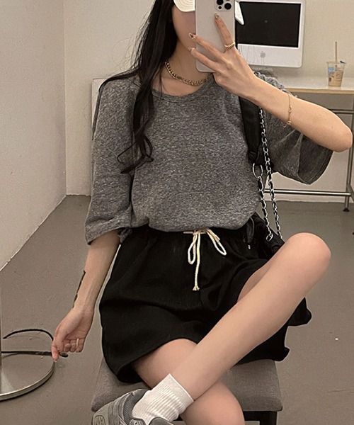 2ly2(トゥーリートゥー)の「ゆるだぼスウェットショートパンツ(その他パンツ・レディース・グレー/ブラック/ベージュ/ブラウン・FREE)」の12枚目の写真