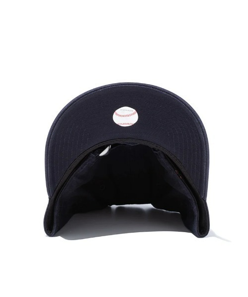 NEW ERA(ニューエラ)の「【NEW ERA】 9TWENTY ボストン・レッドソックス ウォッシュドコットン ネイビー × ラディアントレッド(キャップ・メンズ・ネイビー・M/L)」の3枚目の写真