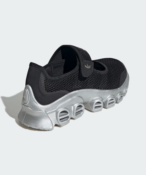 ニューカラー【ADIDAS】ADIFORM MEGAJANEメタリックシルバー シルバー（銀色）系 adidas ADIFOM MEGAJANE(アディダス アディ