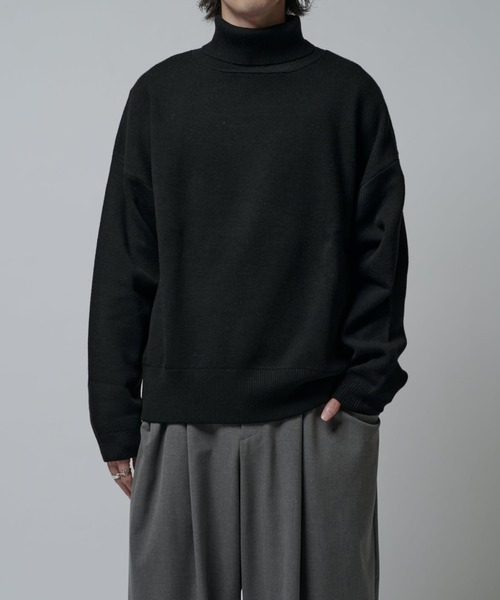 Louis Vuitton ブラック タートルネック セーター Louis Vuitton ブラック タートルネック セーター LOUIS VUITTON（ルイ