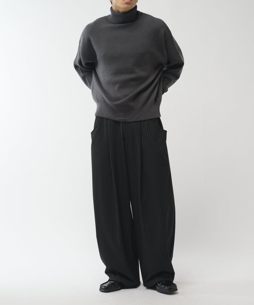 Lui's（ルイス）の「ウォッシャブルBIGニットタートル（ニット/セーター・メンズ・ブラウン/ホワイト/チャコールグレー/ブラック・FREE）」の9枚目の写真