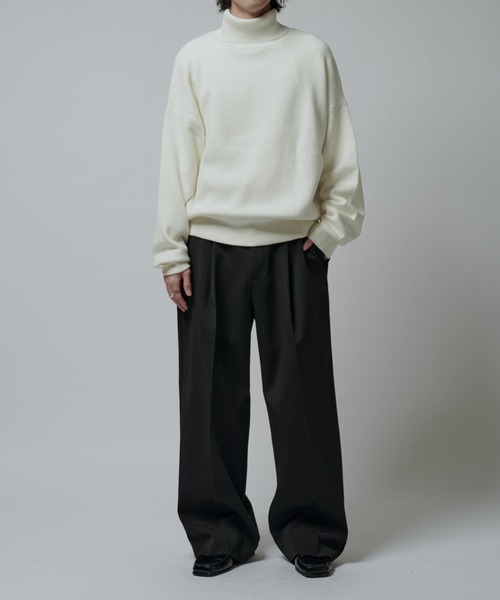 Lui's（ルイス）の「ウォッシャブルBIGニットタートル（ニット/セーター・メンズ・ブラウン/ホワイト/チャコールグレー/ブラック・FREE）」の14枚目の写真