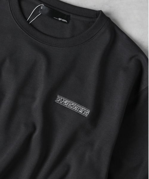 Right-on(ライトオン)の「Other(ソノタ)【メンズ】発砲バックプリントTシャツ(Tシャツ/カットソー・メンズ・ブラック/ホワイト/グリーン・L/XL/M)」の9枚目の写真