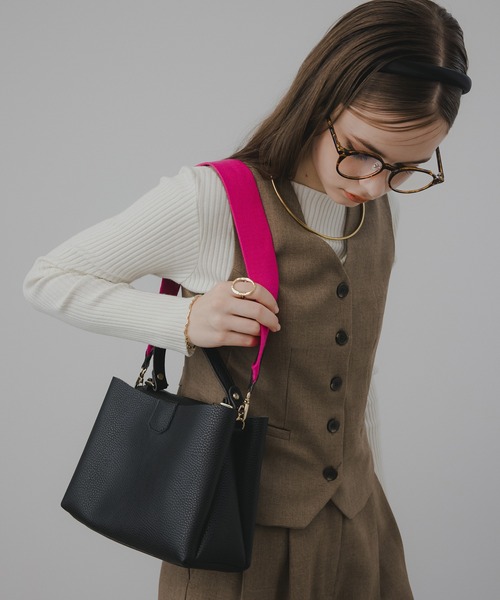 antic rag(アンティックラグ)の「Levy レヴィ(ハンドバッグ・レディース・ブラック/イエロー/グリーン/アイボリー/ブルーグリーン/チャコールグレー・FREE)」の1枚目の写真