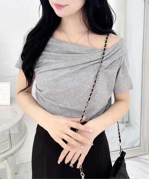 INGNI(イング)の「ドレープオフショルリブトップス(Tシャツ/カットソー・レディース・ブラック/グレー/オフホワイト・M)」の12枚目の写真