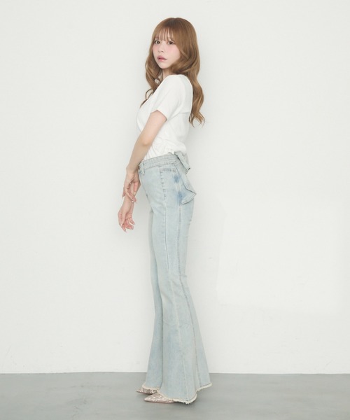 TITTY&CO.（ティティーアンドコー）の「バックリボンデニムパンツ（デニムパンツ・レディース・ホワイト/ブルー・MEDIUM/SMALL）」の6枚目の写真