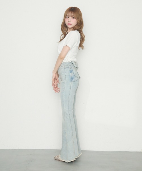 TITTY&CO.（ティティーアンドコー）の「バックリボンデニムパンツ（デニムパンツ・レディース・ホワイト/ブルー・MEDIUM/SMALL）」の7枚目の写真