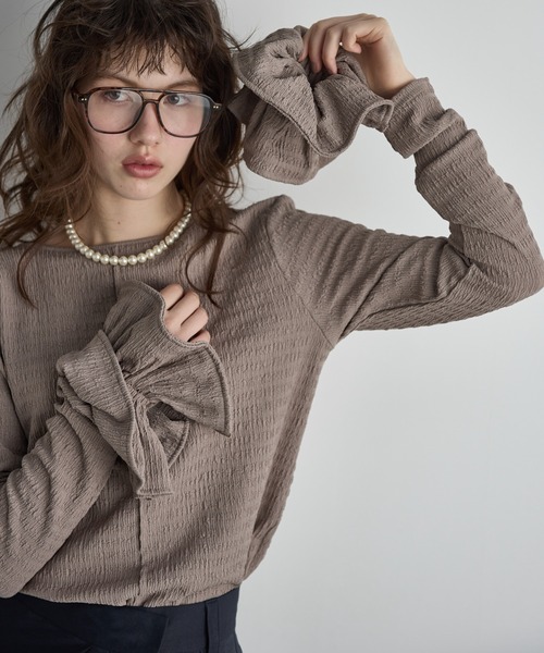 THE YOn(ザヨン)の「シュシュセットリップルトップス(Tシャツ/カットソー・レディース・オリーブ/グレイッシュベージュ/ブラック/アイボリー・FREE)」の4枚目の写真