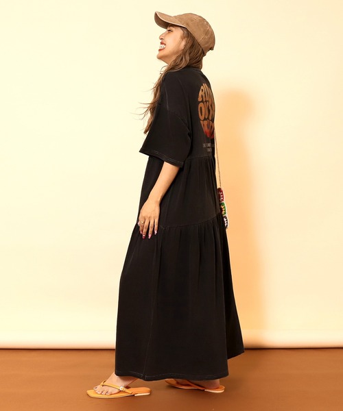 anap mimpi（アナップミンピ）の「ピグメント加工 ティアードロングワンピース（ワンピース・レディース・イエロー/グリーン/ブラック・FREE）」の7枚目の写真