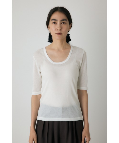 crie conforto(クリーコンフォルト)の「バックオープンヘンリーネックTシャツ 秋服 / 2WAY(Tシャツ/カットソー・レディース・パープル/アイボリー/ブラック/チャコールグレー/ブラウン・FREE)」の6枚目の写真