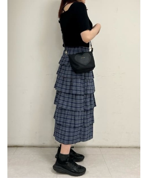 SAMANTHAVEGA(サマンサベガ)の「フロントハートナイロンショルダーバッグ(ショルダーバッグ・レディース・ブラック/ライトブルー/ピンク・FREE)」の5枚目の写真