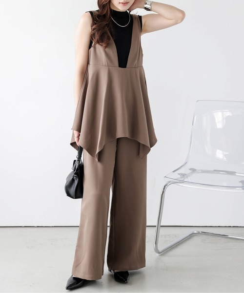 SUGAR BISKET（シュガービスケット）の「ドレープペプラムサロペット（サロペット/オーバーオール・レディース・ブラック/ネイビー/ベージュ/モカ・M/L）」の11枚目の写真