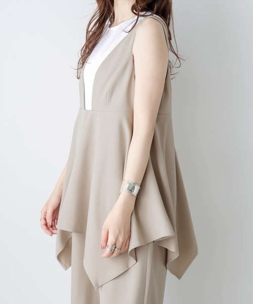 SUGAR BISKET（シュガービスケット）の「ドレープペプラムサロペット（サロペット/オーバーオール・レディース・ブラック/ネイビー/ベージュ/モカ・M/L）」の16枚目の写真