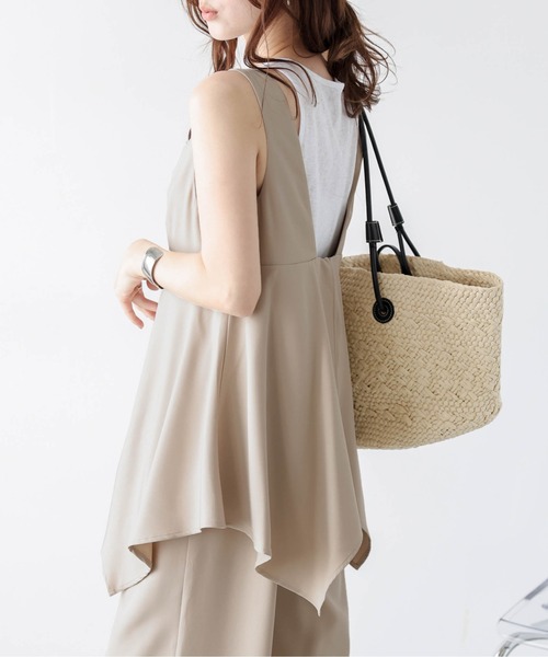 SUGAR BISKET（シュガービスケット）の「ドレープペプラムサロペット（サロペット/オーバーオール・レディース・ブラック/ネイビー/ベージュ/モカ・M/L）」の18枚目の写真