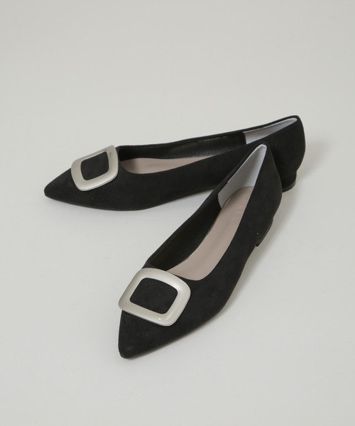 NANO universe（ナノユニバース）の「ポインテッドトゥバックルフラットパンプス（パンプス・レディース・グレー/ブラック・36/37/38）」の5枚目の写真