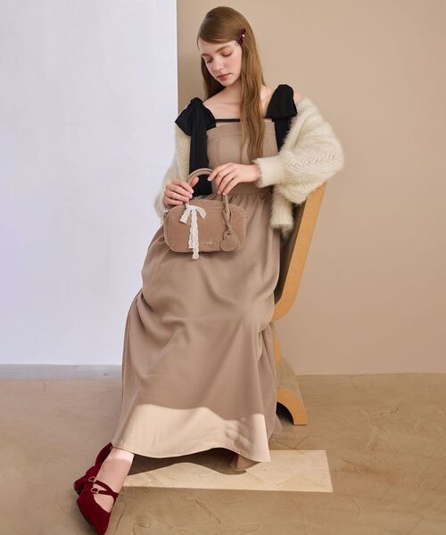 MAJESTIC LEGON（マジェスティックレゴン）の「配色肩リボンワンピース（ワンピース・レディース・ブラック/ベージュ/ベージュ系その他2/グレー系その他・MEDIUM/SMALL/X-SMALL）」の3枚目の写真