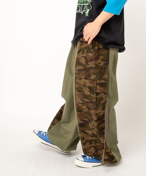 RNA(アールエヌエー)の「R4364 ワーク×ミリタリーリメイクパンツ(その他パンツ・レディース・その他/カーキ/カモフラージュ/ウッドランド・MEDIUM)」の1枚目の写真