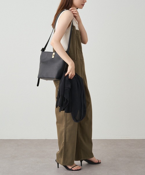 PUAL CE CIN（ピュアルセシン）の「フェイクレザーヴィンテージライクBAG（ショルダーバッグ・レディース・ブラック・FREE）」の5枚目の写真