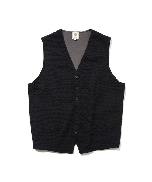 J.PRESS（ジェイプレス）の「重ねて映える洗練レイヤード【ストレッチ / イージーケア】【FLEX YARN】ハイゲージ ニットベスト（ベスト・メンズ・グレー系/ネイビー系・SMALL/MEDIUM/LARGE/X-LARGE）」の2枚目の写真
