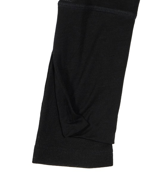 Ameri（アメリ）の「＜ZOZOTOWN限定＞TURN OVER DETAIL TOP（Tシャツ/カットソー・レディース・ホワイト/ブラック/ピンク・FREE）」の4枚目の写真