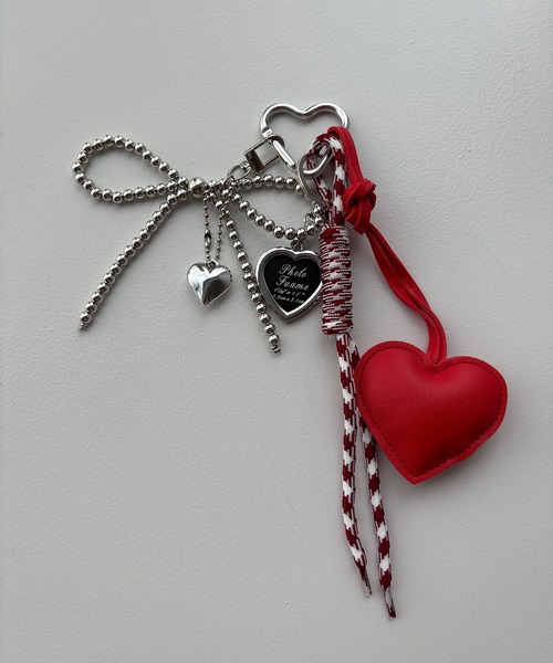 kutir(クティール)の「kutirlune/マルチデザインチャーム(キーホルダー・レディース・ブラック/ピンク/レッド・FREE)」の6枚目の写真