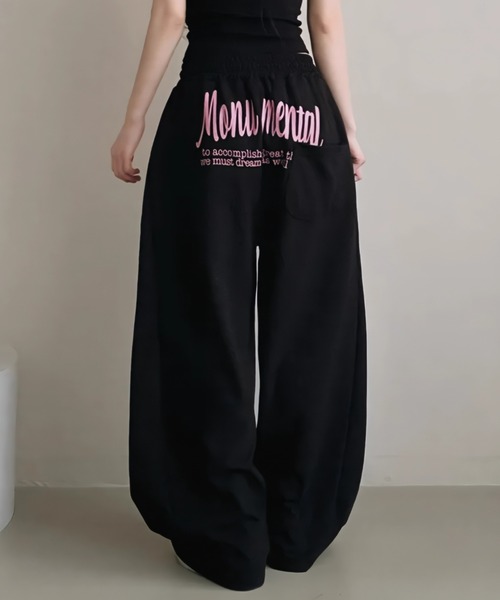yuue' ( wear )(ユーイ)の「バックロゴスウェットワイドパンツ(スウェットパンツ・レディース・ネイビー/ブラック/グレー・FREE)」の1枚目の写真