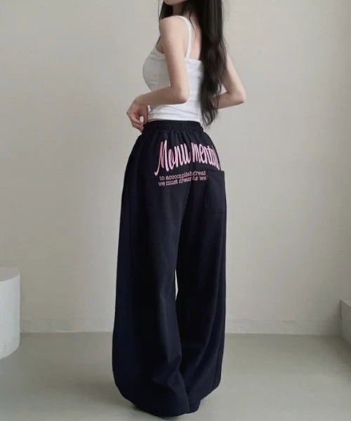 yuue' ( wear )(ユーイ)の「バックロゴスウェットワイドパンツ(スウェットパンツ・レディース・ネイビー/ブラック/グレー・FREE)」の17枚目の写真