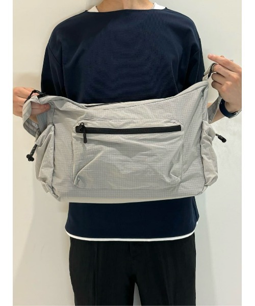 BACK NUMBER（バックナンバー）の「【BACK NUMBER】リップストップナイロン立体ポケットショルダーバッグ（ショルダーバッグ・メンズ・ブラウン/ブラック/グレー・ONE SIZE）」の6枚目の写真