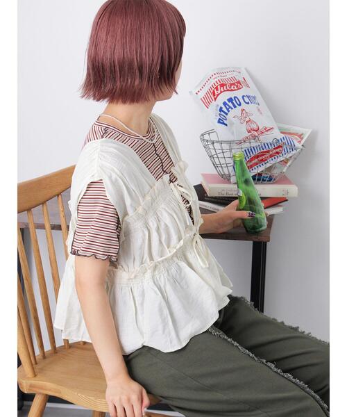 ehka sopo（エヘカソポ）の「◎リボンノースリブラウス（シャツ/ブラウス・レディース・キナリ/ブラウン/ブラック・F）」の2枚目の写真